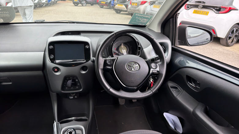 Toyota Aygo 1.0 VVT-i X-Trend 5dr x-shift Petrol Hatchback